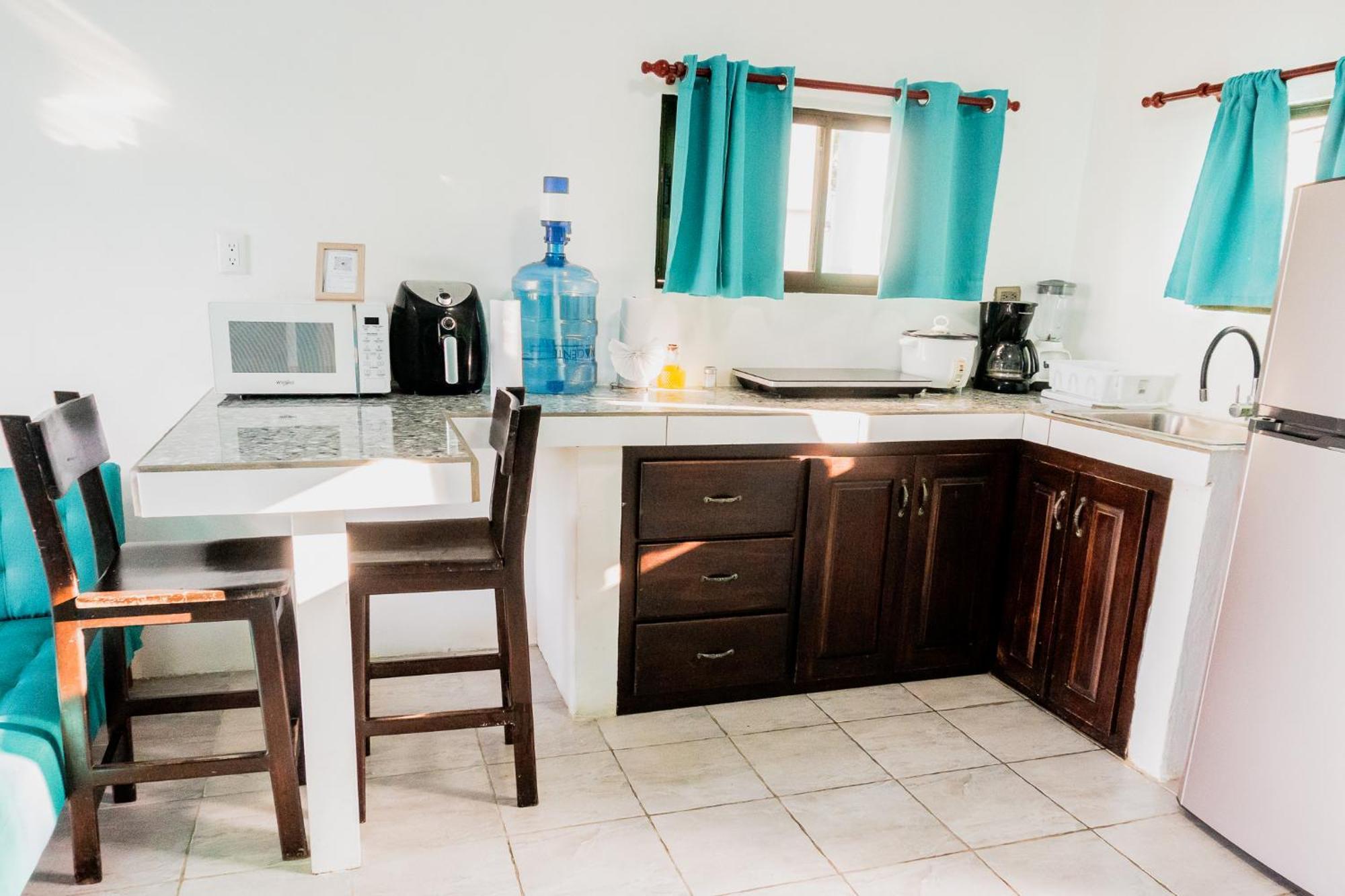Ocean'S Breeze Apartment And Rooms Puerto Viejo de Talamanca Exterior foto